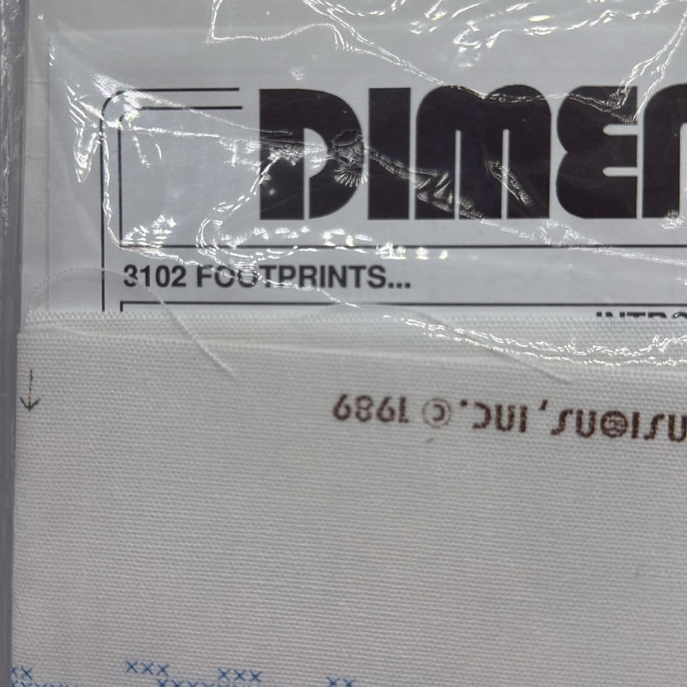 Vintage Unopened Dimensions Stamped Cross Stitch Kit FOOTPRINTS - Picture 7 of 7